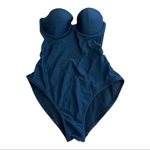 Black push up, one piece